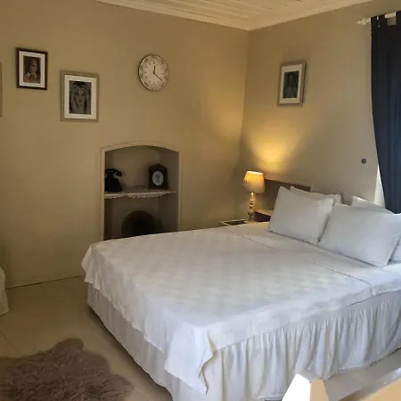 8 Ξενοδοχείο με διαμερίσματα