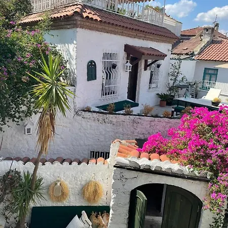 8 Aparthotel