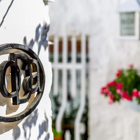 Ξενοδοχείο με διαμερίσματα 8 Μαρμαρίς