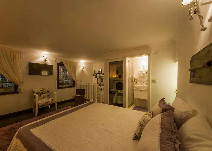 8 Aparthotel 4*