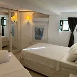 8 4* Marmaris