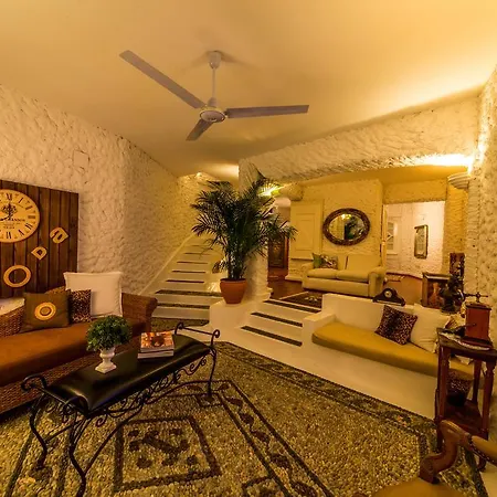 8 מלון דירות מרמריס