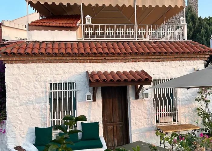 8 Hotel apartamentowy